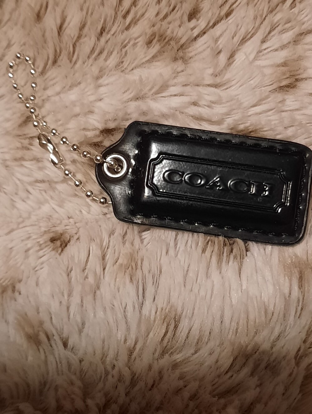 Authentic genuine Black Leather Medium COACH SIGNATURE hang tag